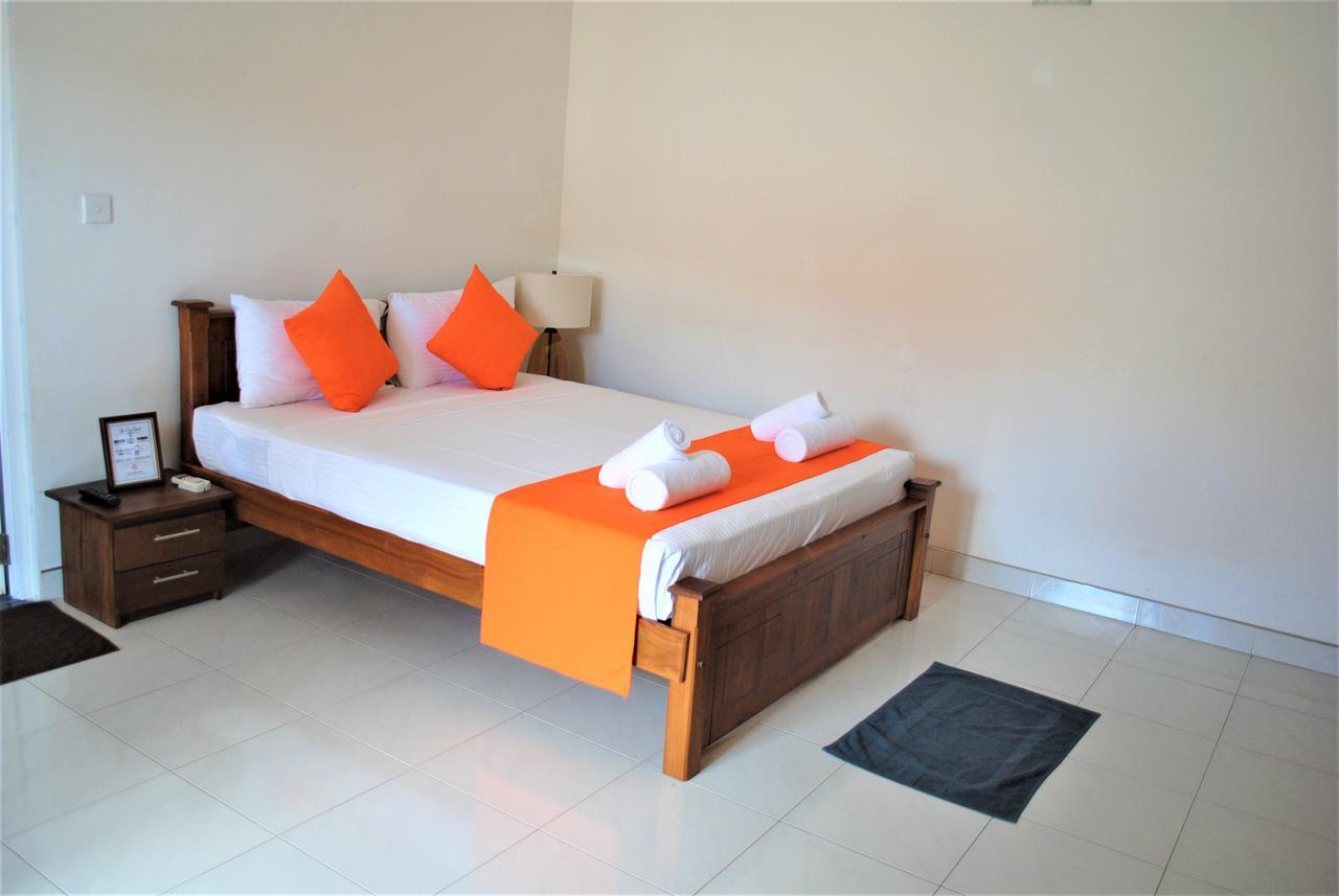 Prego Suites Ettukala Exterior foto